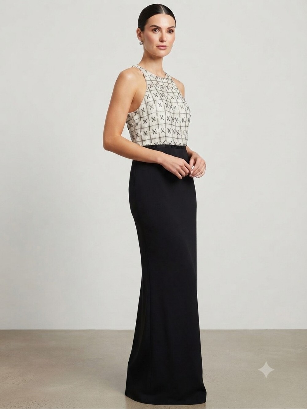 Raoul Elegant Black & Ivory Halter Beaded Gown Dress Size 10 New With Tags